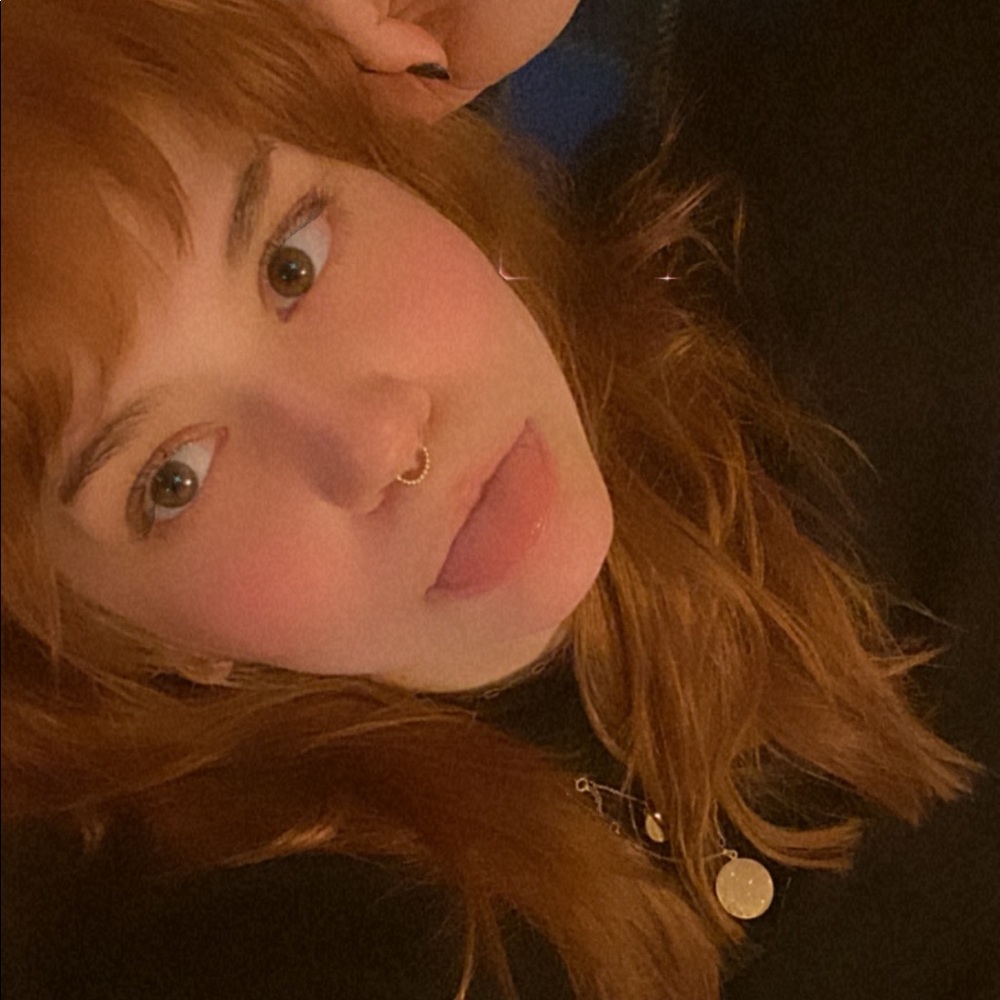 Meet your Posher, Alicia